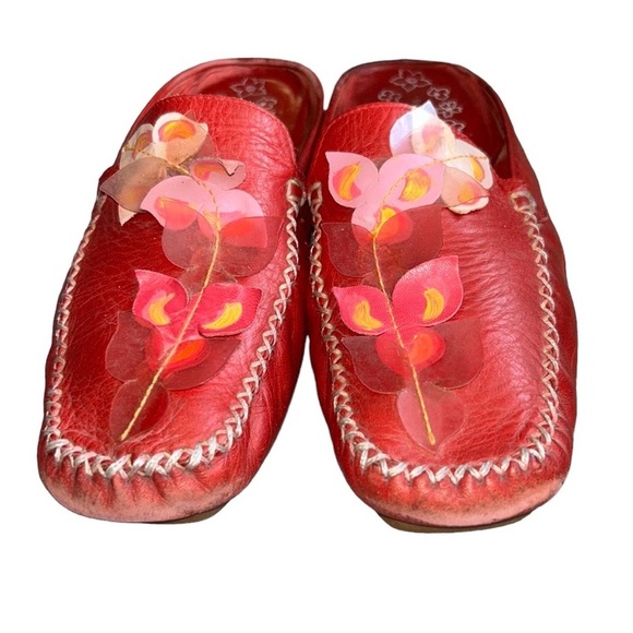 Hispanitas Anthropologie | 3D Floral Appliqué Mules/Shoes Slip-On Artsy Red 8 - Picture 4 of 17